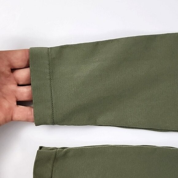 Zenana Outfitters Women's 2 Pairs Sesmless Crop Leggings Blue Green Size S/M - Picture 11 of 16